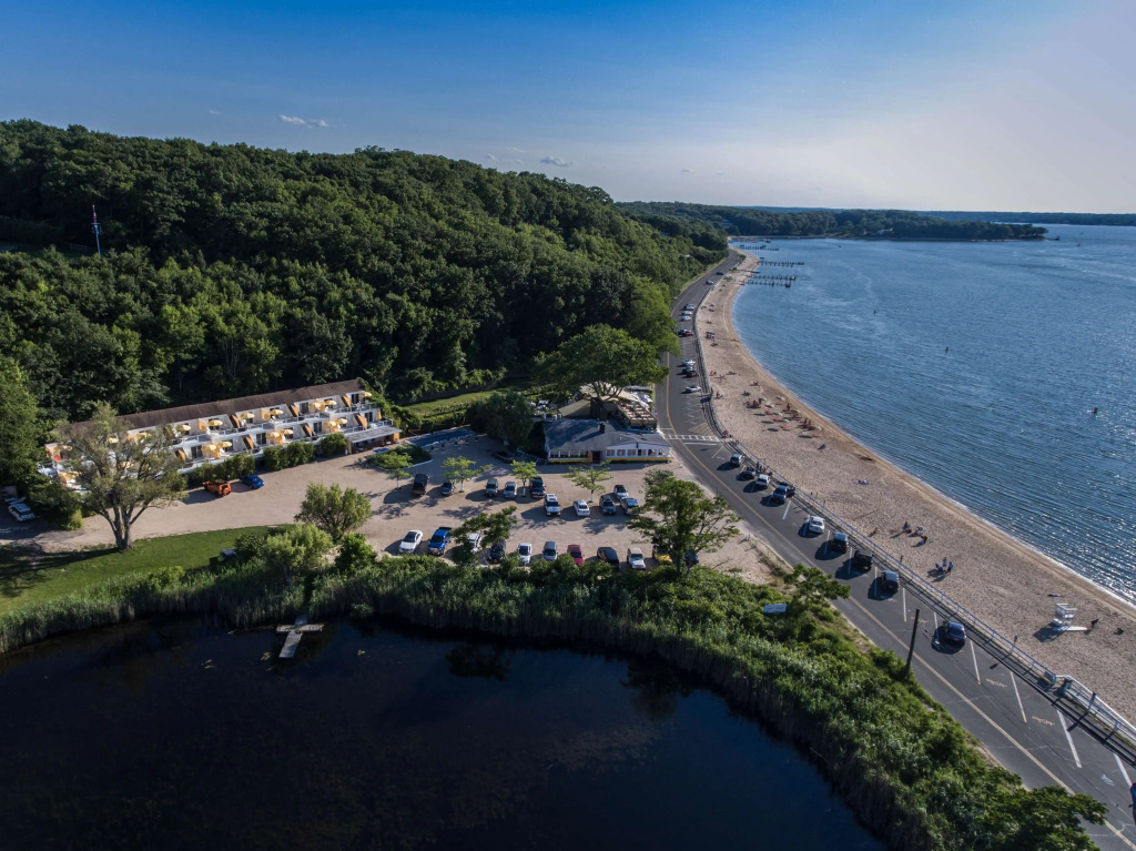 Sunset Beach Hotel