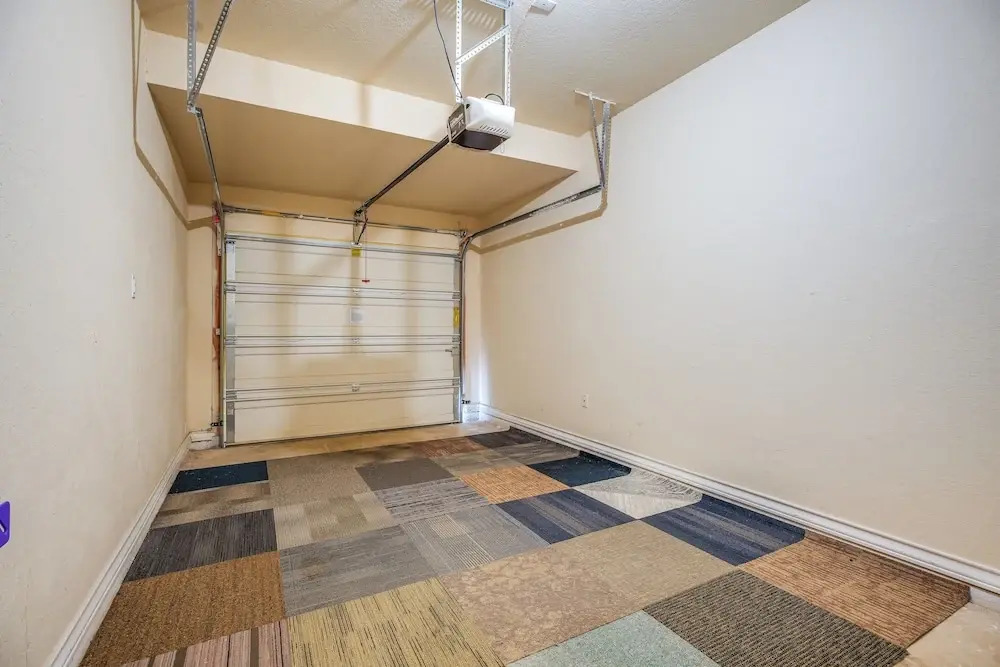 San Antonio Townhome ~ 2 Mi to Aquarium!