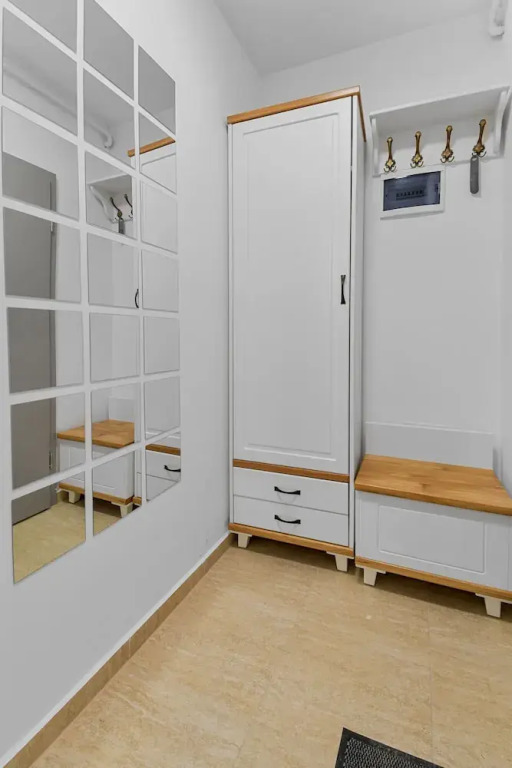 Karina 2BDR Apartment