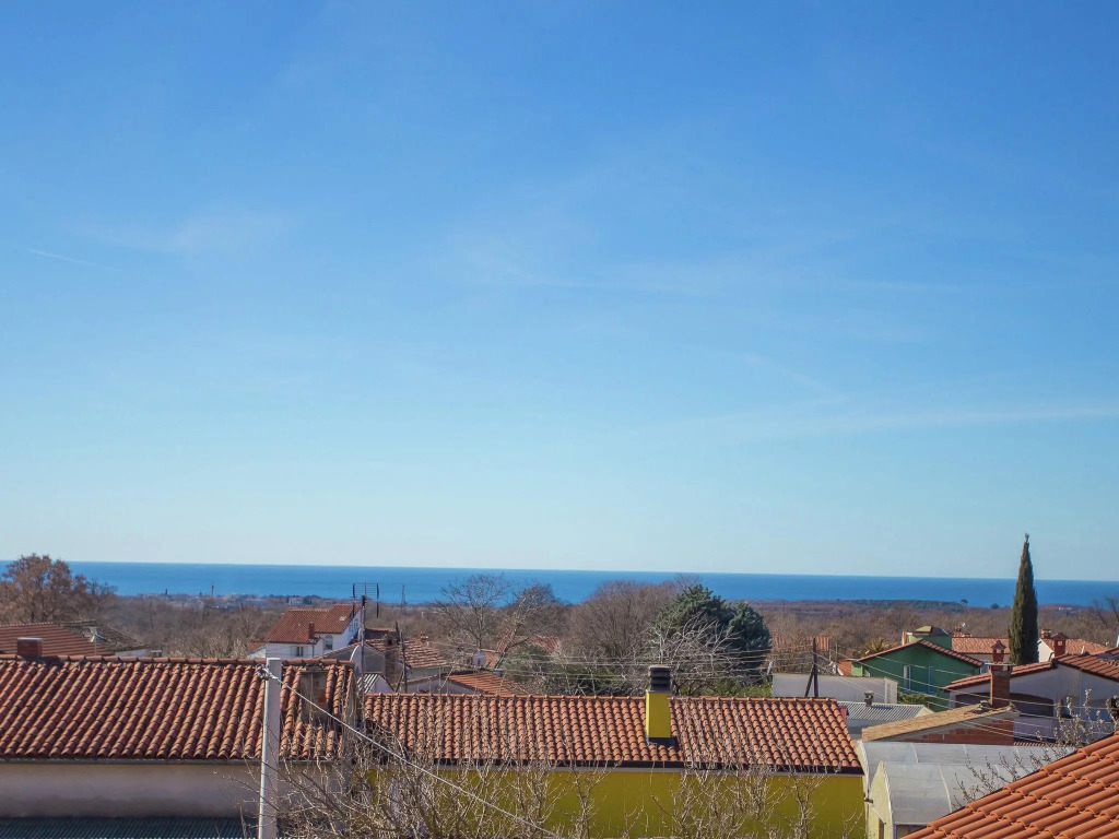Rustically furnished holiday home with its own tavern, only 5 km from Porec
