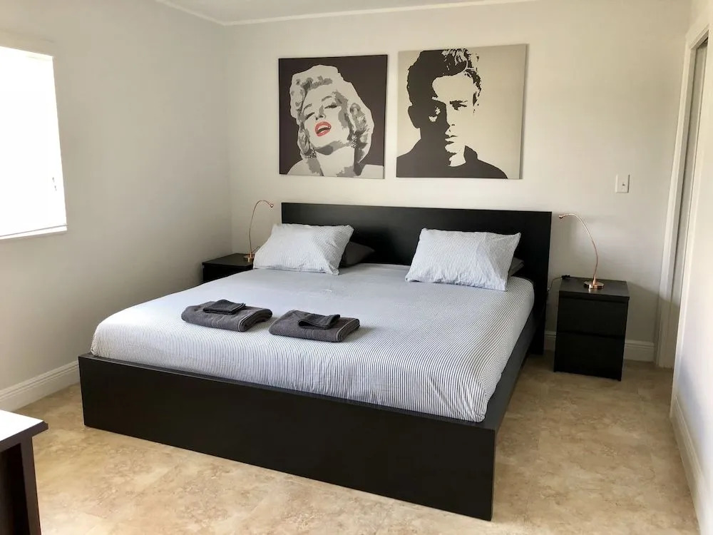 Luxury Home by Ideal Experience VR