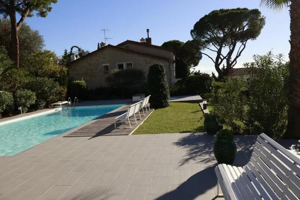 Studio- Nice Mont Boron, Piscine Sur la Residence