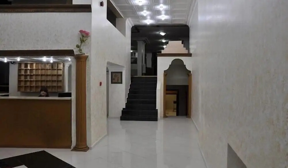 Kayra Hotel