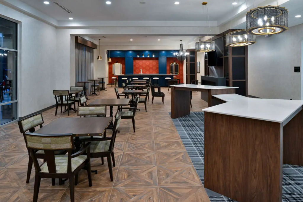 Hampton Inn & Suites Greensboro Downtown, Nc