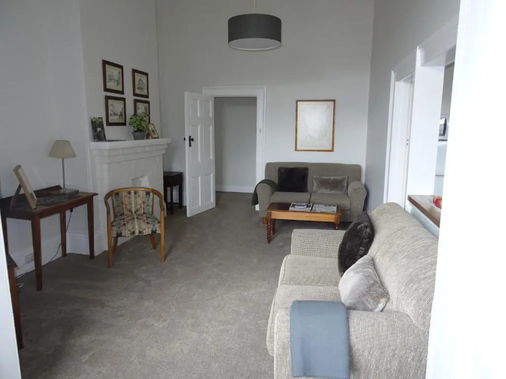 Highbury Apartments