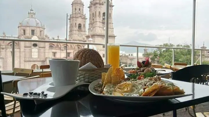 San Miguel & Suites