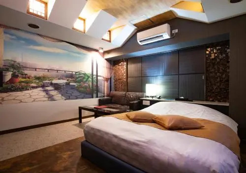 Hotel Apricot