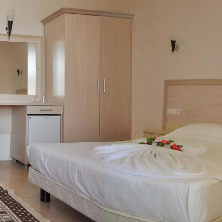 Kaunos Hotel
