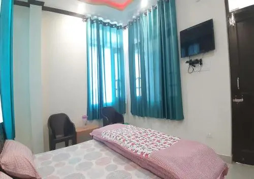 Chonor House