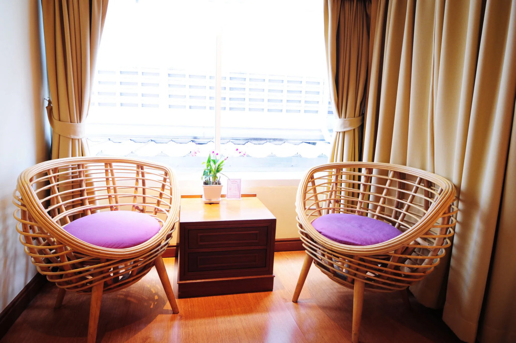 Baan Sukhumvit Soi 18
