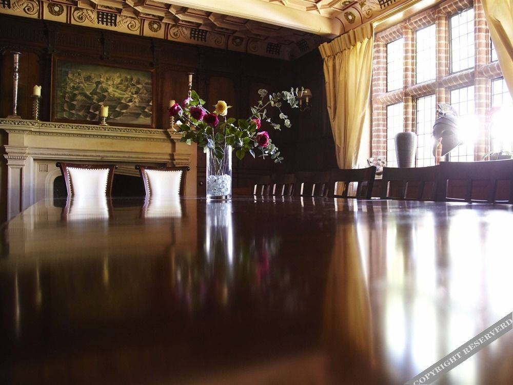 Woodhall Manor