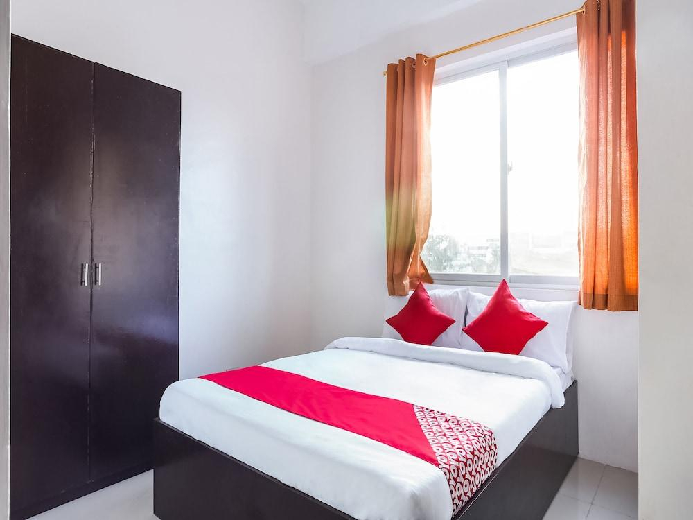 OYO 505 Jardin Suites