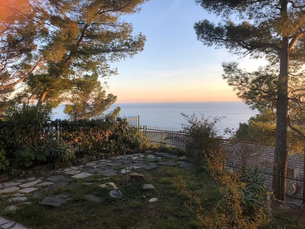 Sea Inside Villa