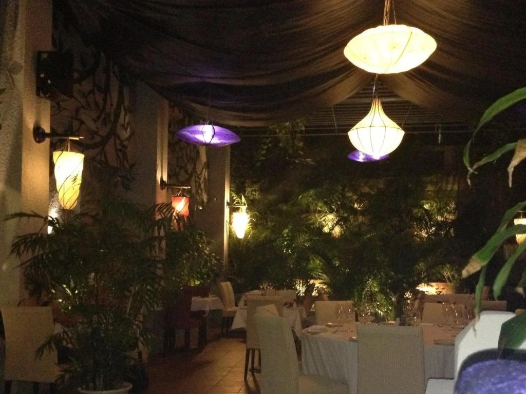 Green Mango Hotel And Apartment