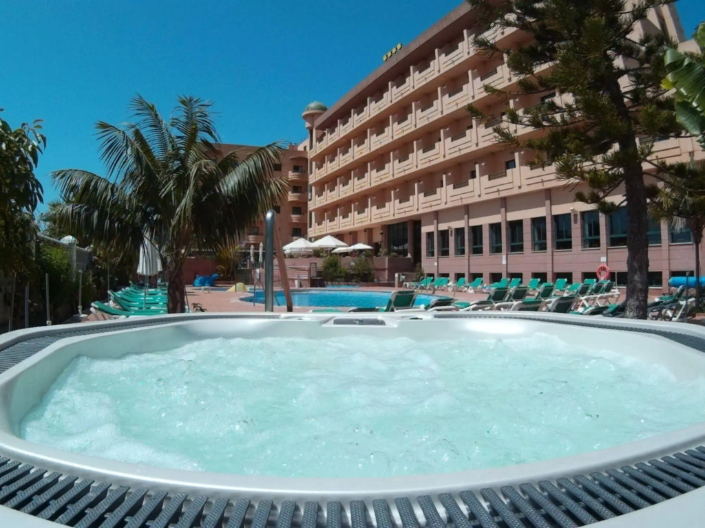 Отель Victoria Playa