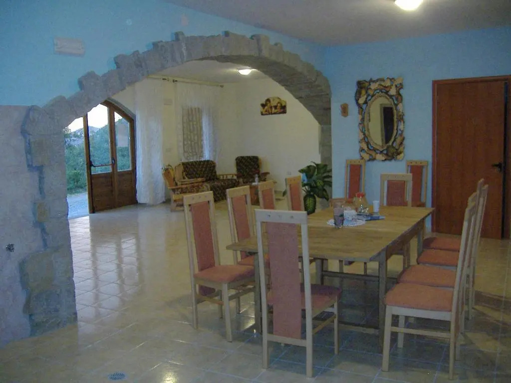 Agri Grotta dellEremita