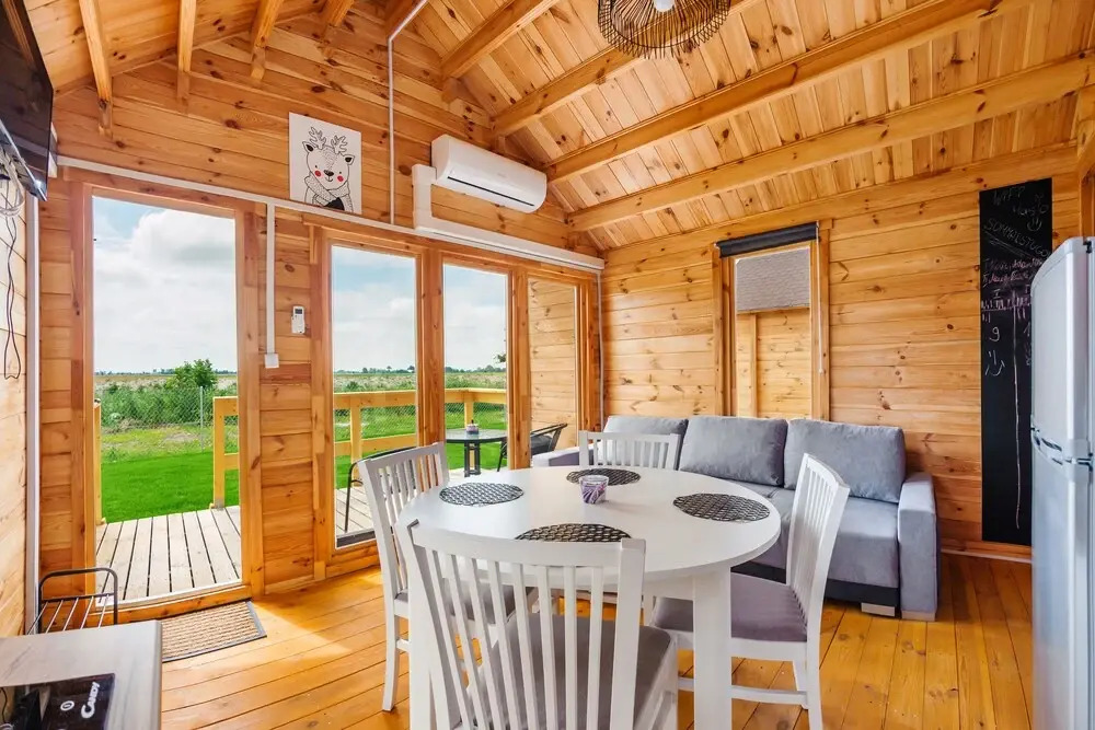 HOSTEL Hotelik MONA