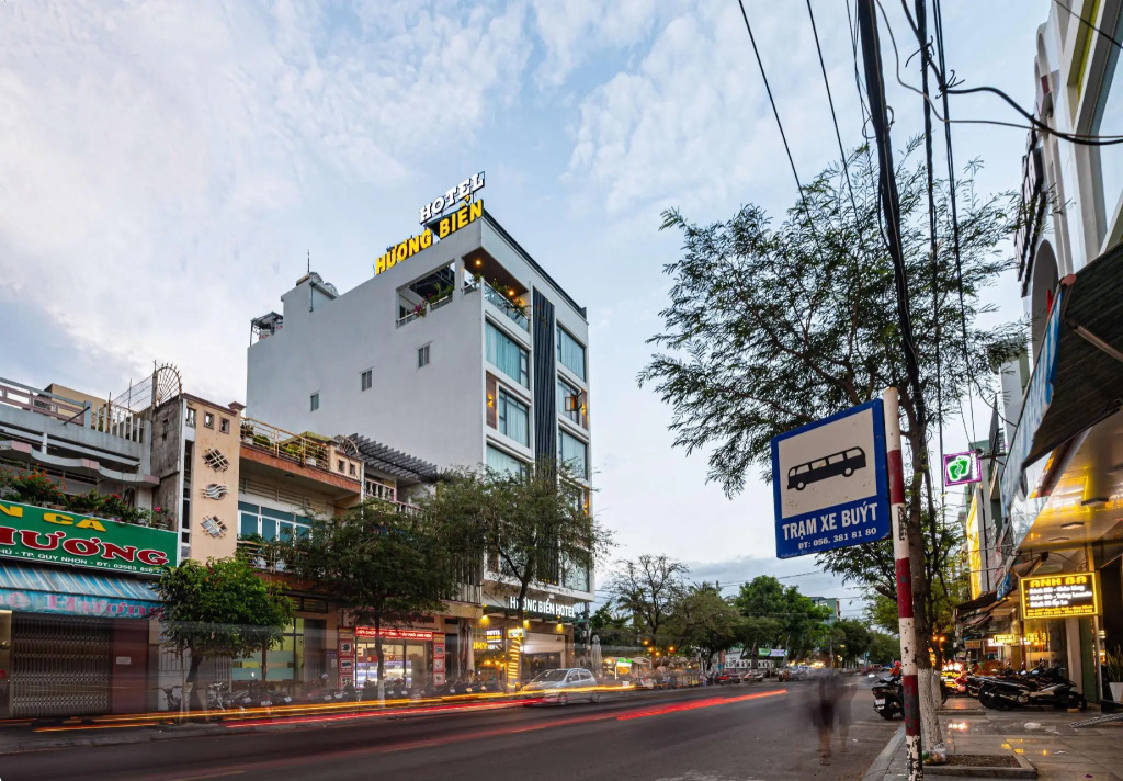 Hương Biển Hotel