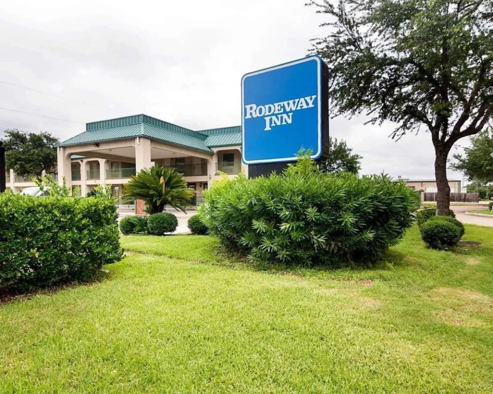 Comfort Inn Brookhollow