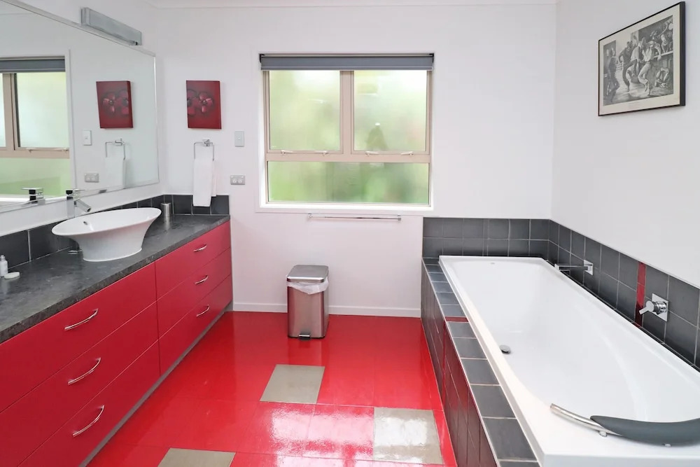 Hideaway in Harrowfield