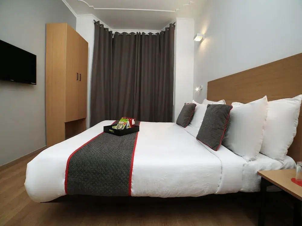 OYO Townhouse 062 Cyber City