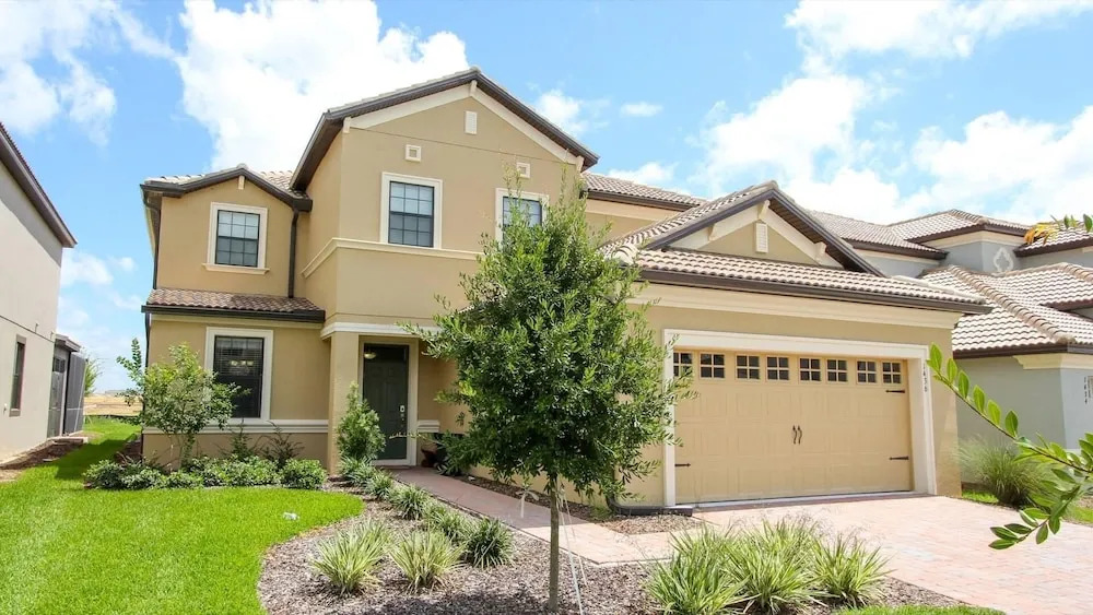 1436 Moon Valley Drive