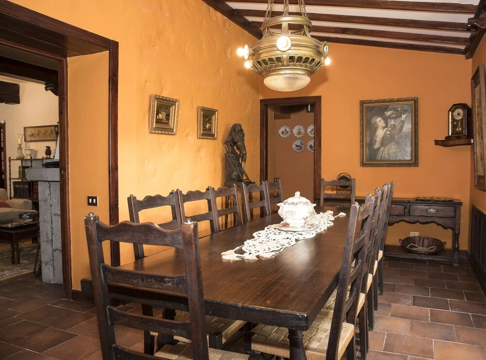 BellaSombra Suites