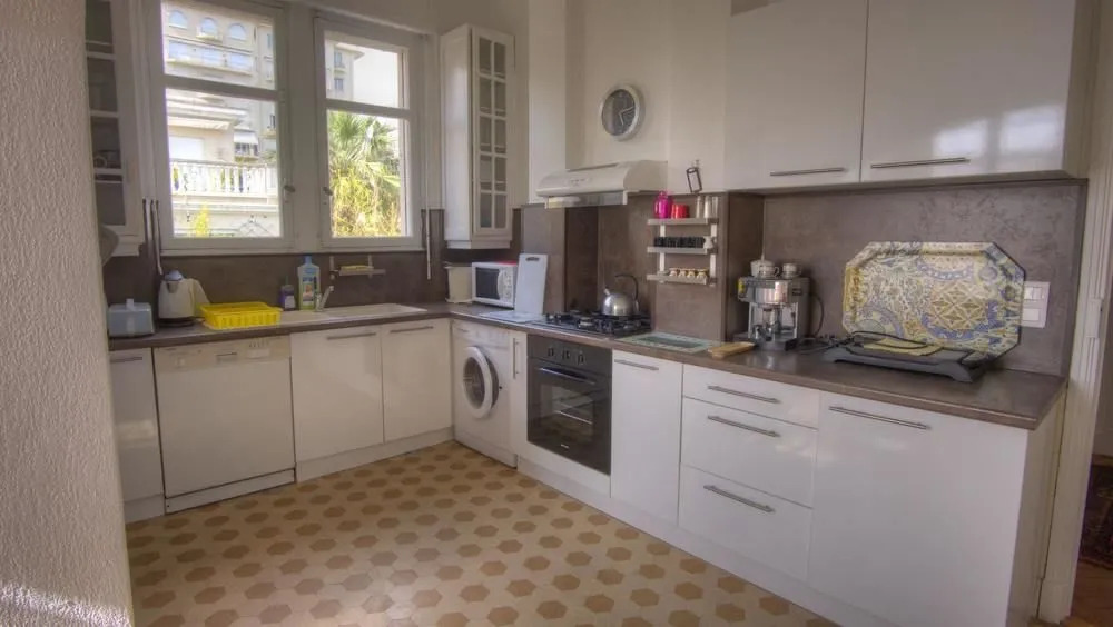 Apartment With 2 Rooms in Cannes, With Wonderful sea View, Enclosed Ga