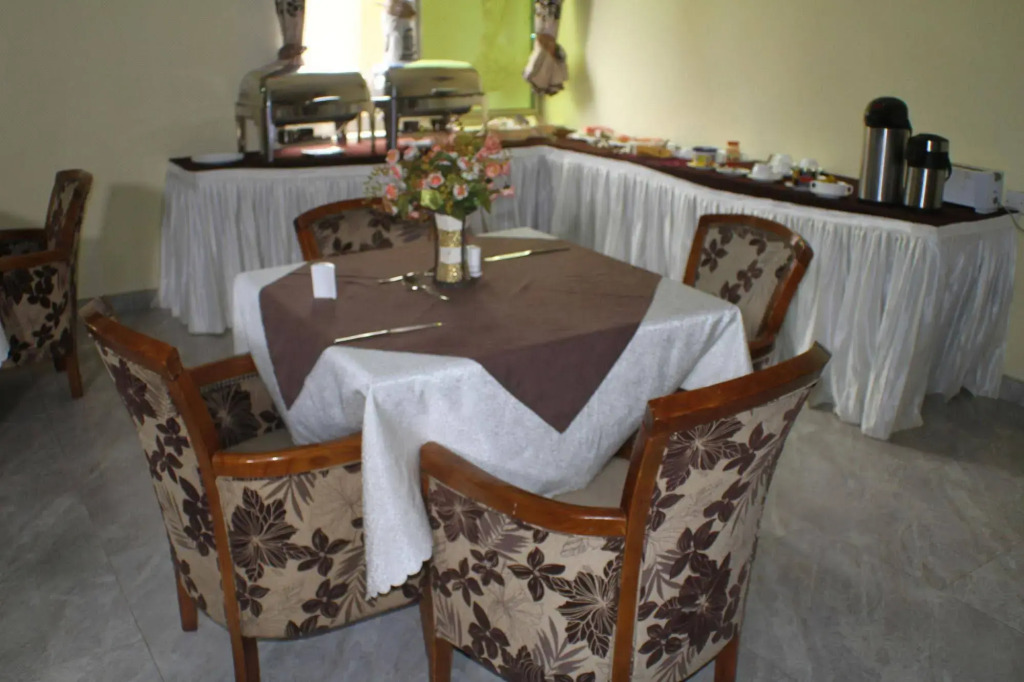 Varlek Hotel