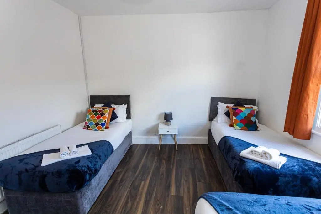 M18 Abbey Hey Guesthouse