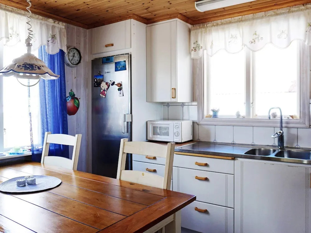 8 Person Holiday Home in Kungshamn