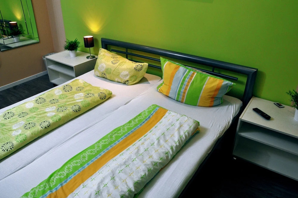 G1 Hostel HH-City