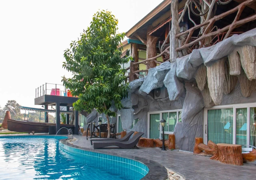 Suwanna Riverside