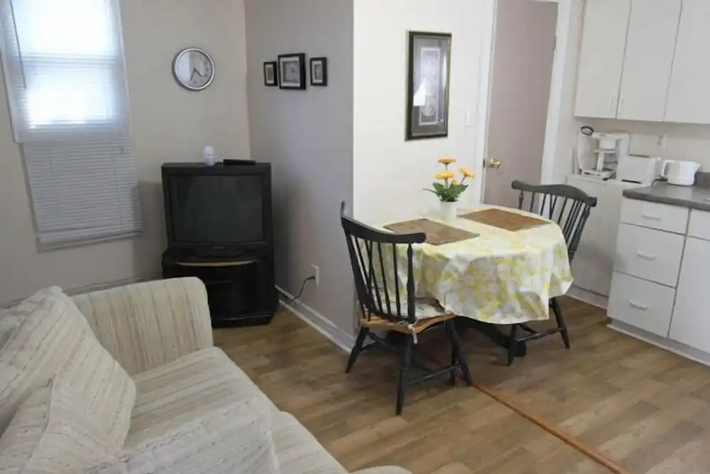 Riverview Cottages