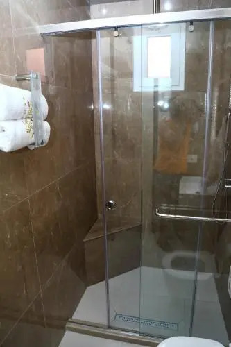 Vila One Beach Hotel