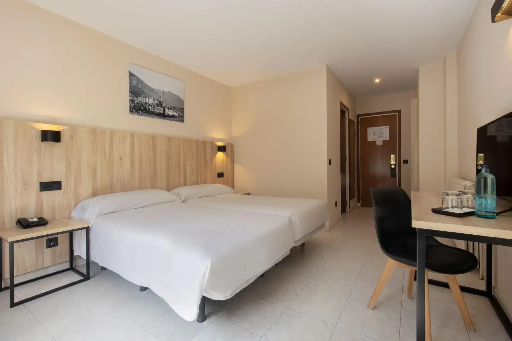 Hotel Encamp by Nexta