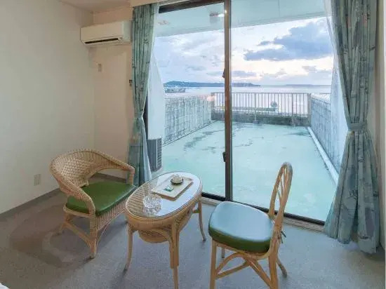 Hotel Motobu Resort