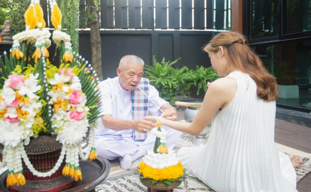 V heritage villa chiangmai