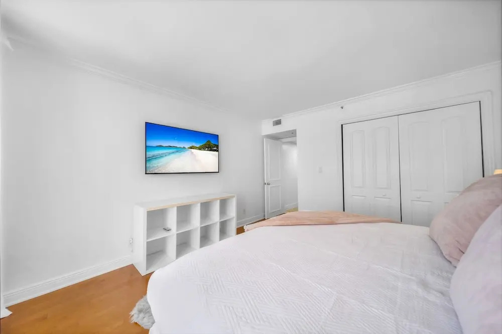 Stunning Balcony Views 3 Bedroom