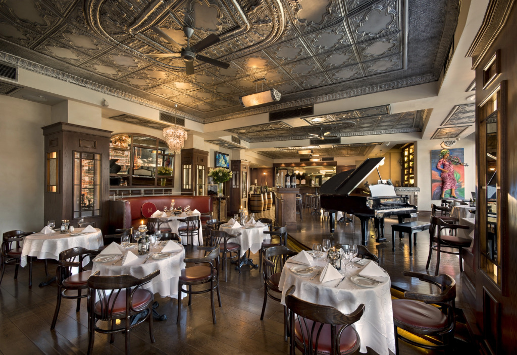 DAVINCI Hotel on Nelson Mandela Square