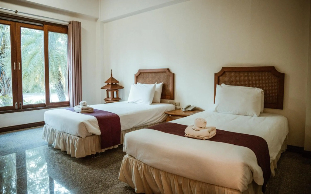 Tak Andaman Resort & Hotel