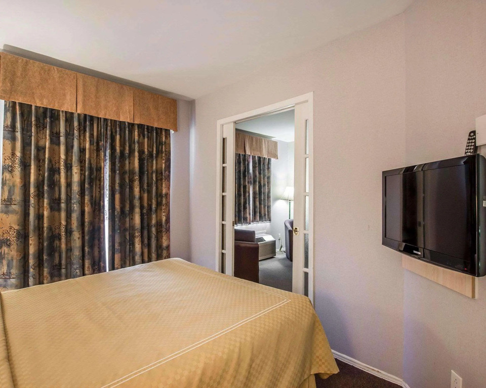 Quality Suites