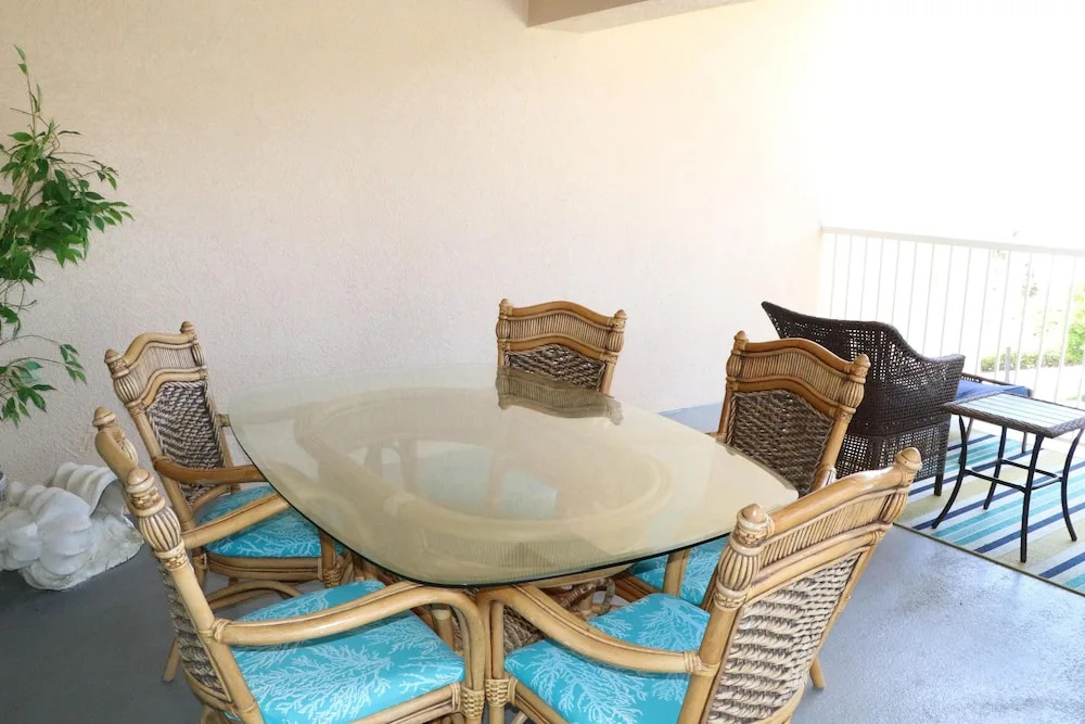 Jamaica Royale - T53 - 2 Br Condo