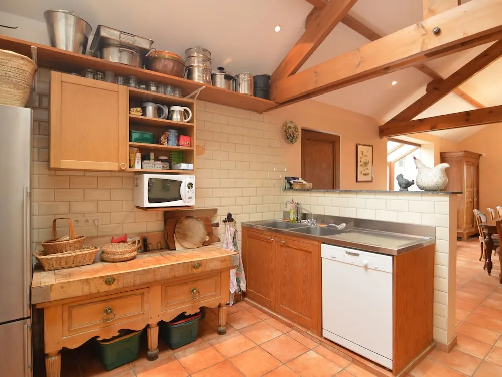 Spacious Holiday Home in Herbeumont near Forest