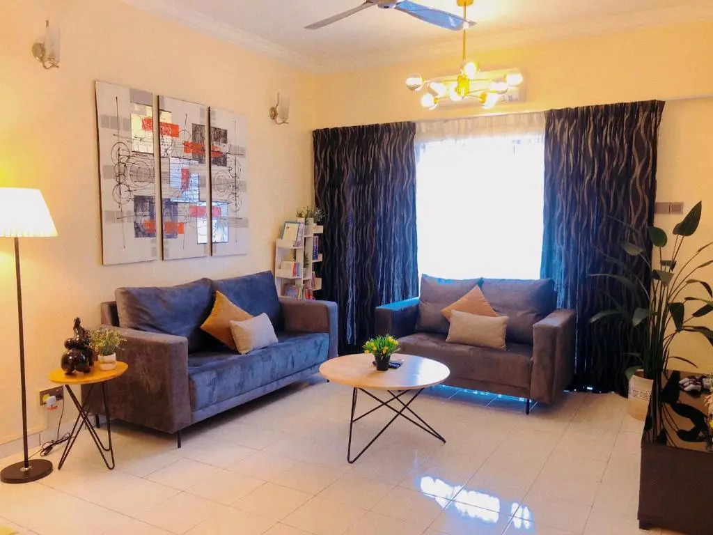 101 Sky Mirror Homestay