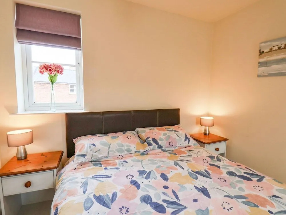 The Sandcastle - Part of the The Bay Filey Holiday Village with pool, gym and direct beach access, pub, restaurant, tennis and meadows walks