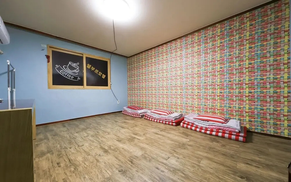 Seosan Cherboug Motel