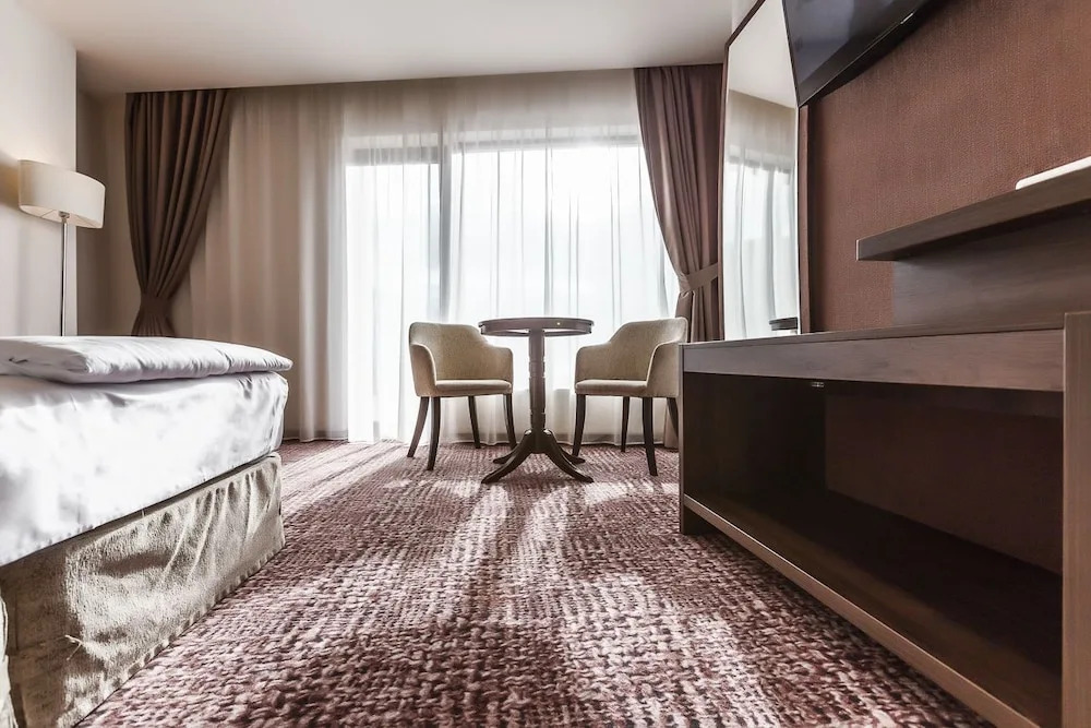 Grand Hotel