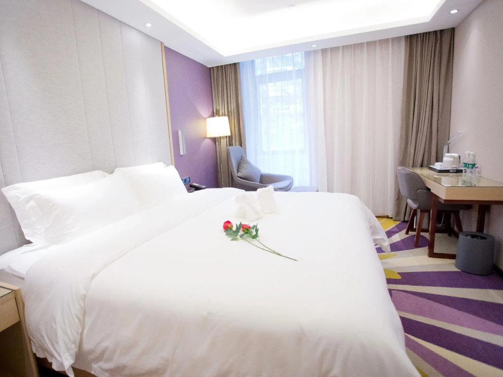 Lavande Hotels·Shenzhen Xili Metro Station