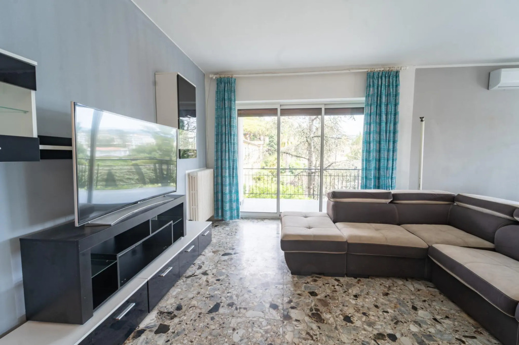 Large Apartment with Panoramic Terrace by Wonderful Italy